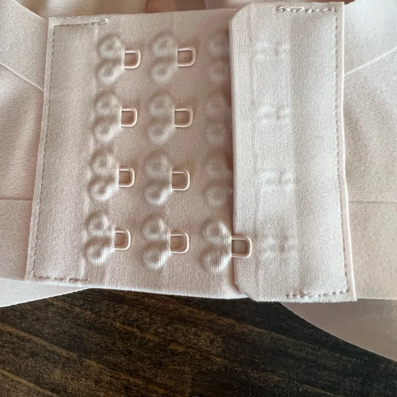 Honeylove Cream/Nude Women's Bra 1X, size 40 C/D, NWT, plus size full coverage - Picture 5 of 7